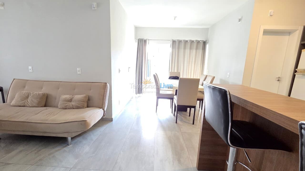 Casa para aluguel de temporada em Bombinhas (Praia de Bombas)