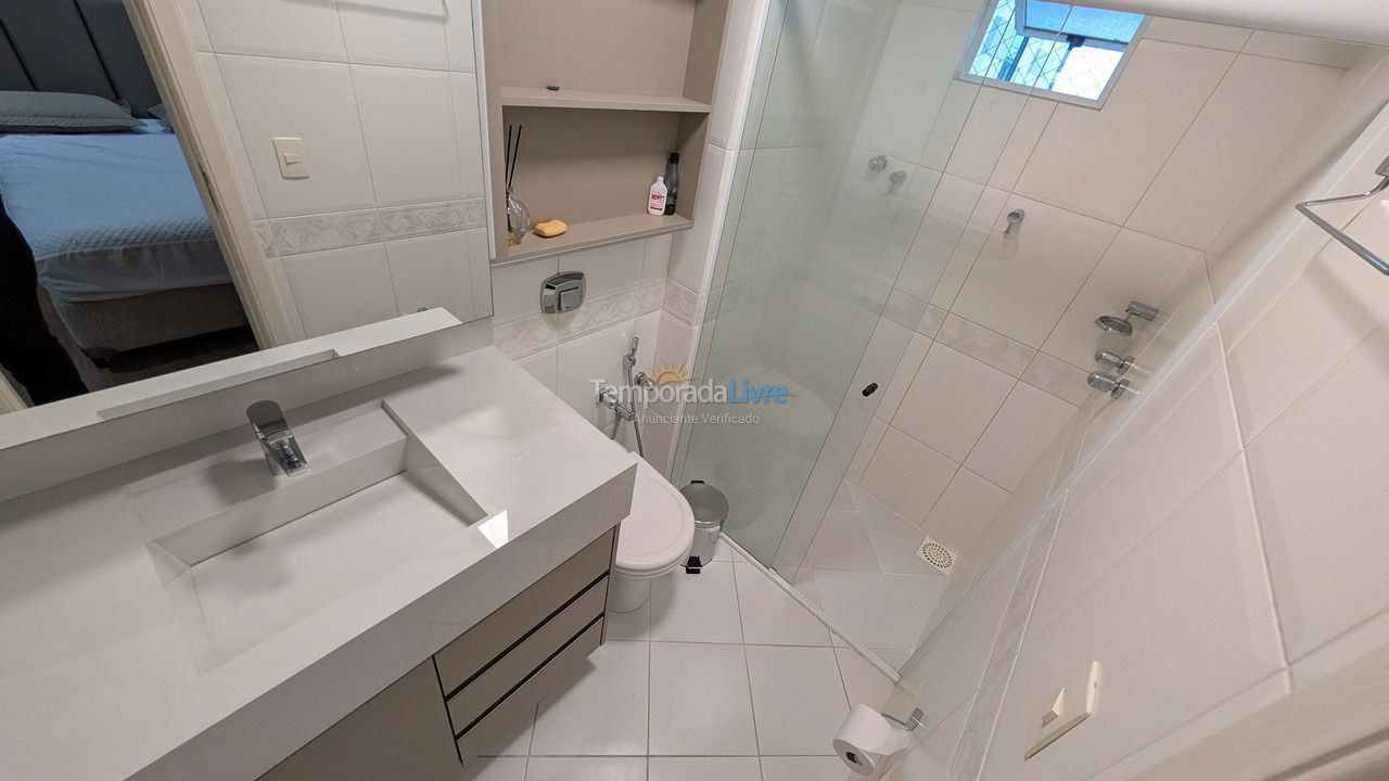 Apartamento para aluguel de temporada em Balneário Camboriú (Centro)