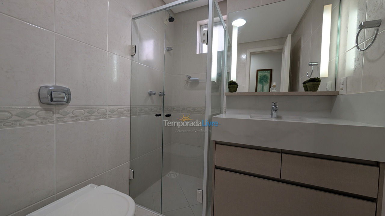 Apartamento para aluguel de temporada em Balneário Camboriú (Centro)