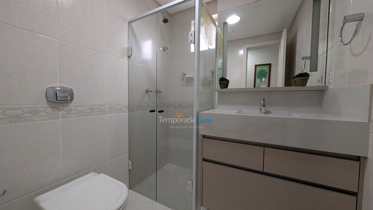 Apartamento para aluguel de temporada em Balneário Camboriú (Centro)