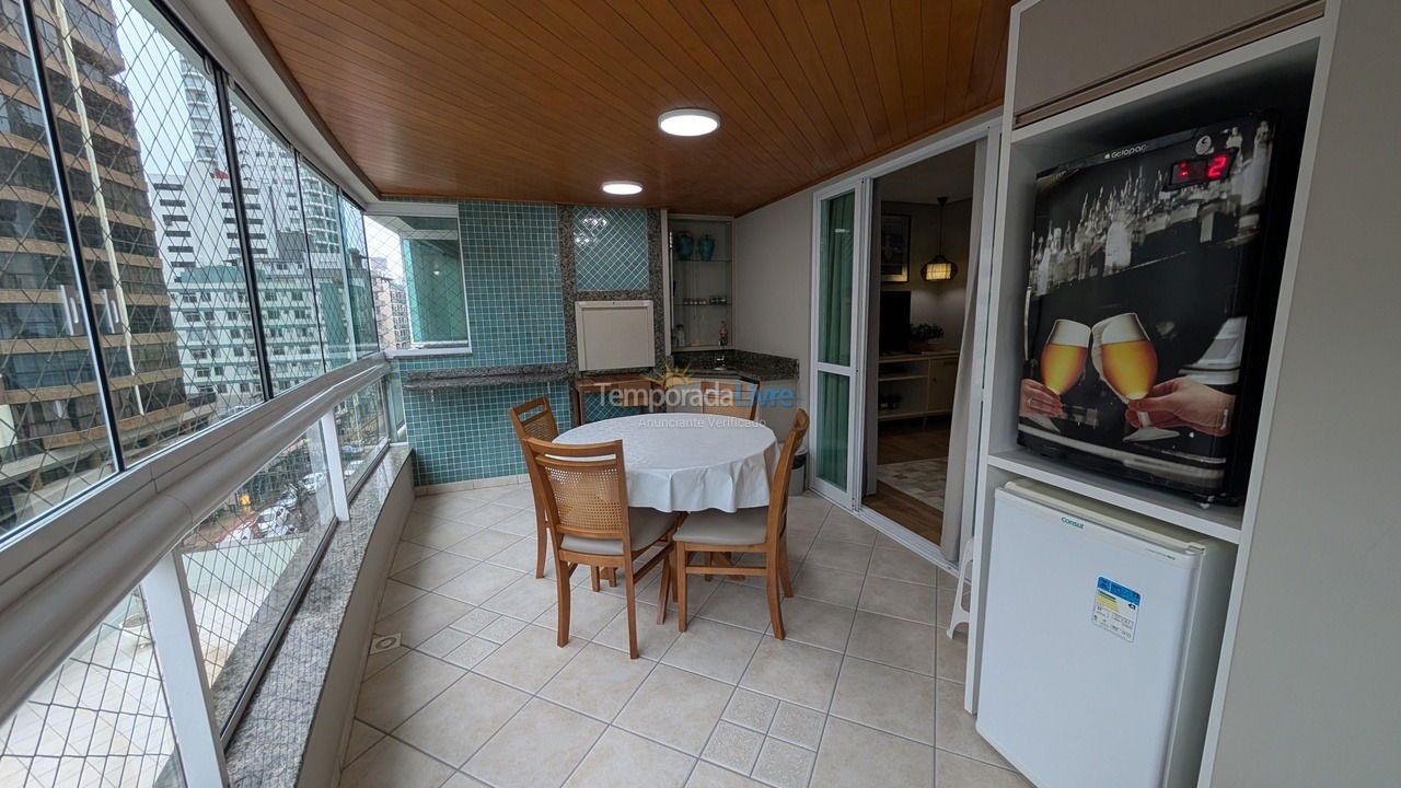Apartamento para aluguel de temporada em Balneário Camboriú (Centro)