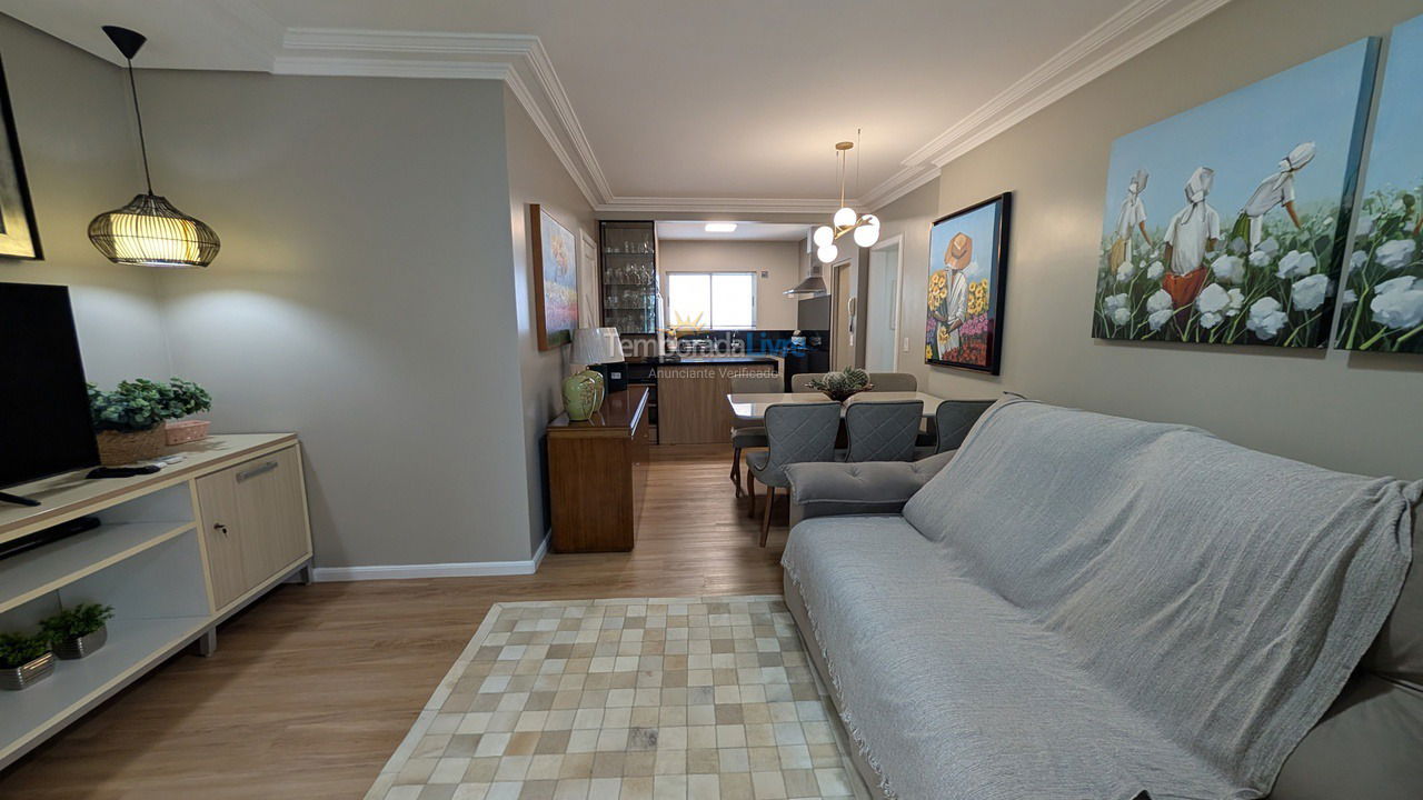 Apartamento para aluguel de temporada em Balneário Camboriú (Centro)