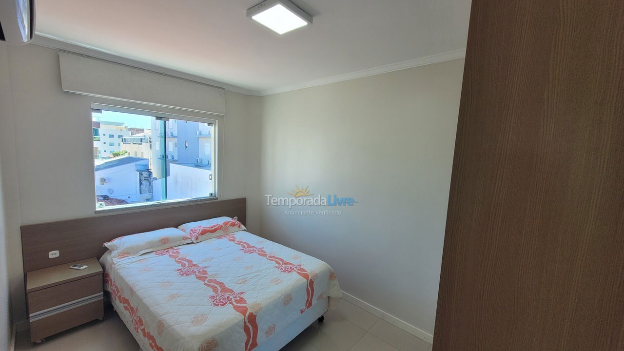 Apartamento para aluguel de temporada em Bombinhas (Praia de Bombas)