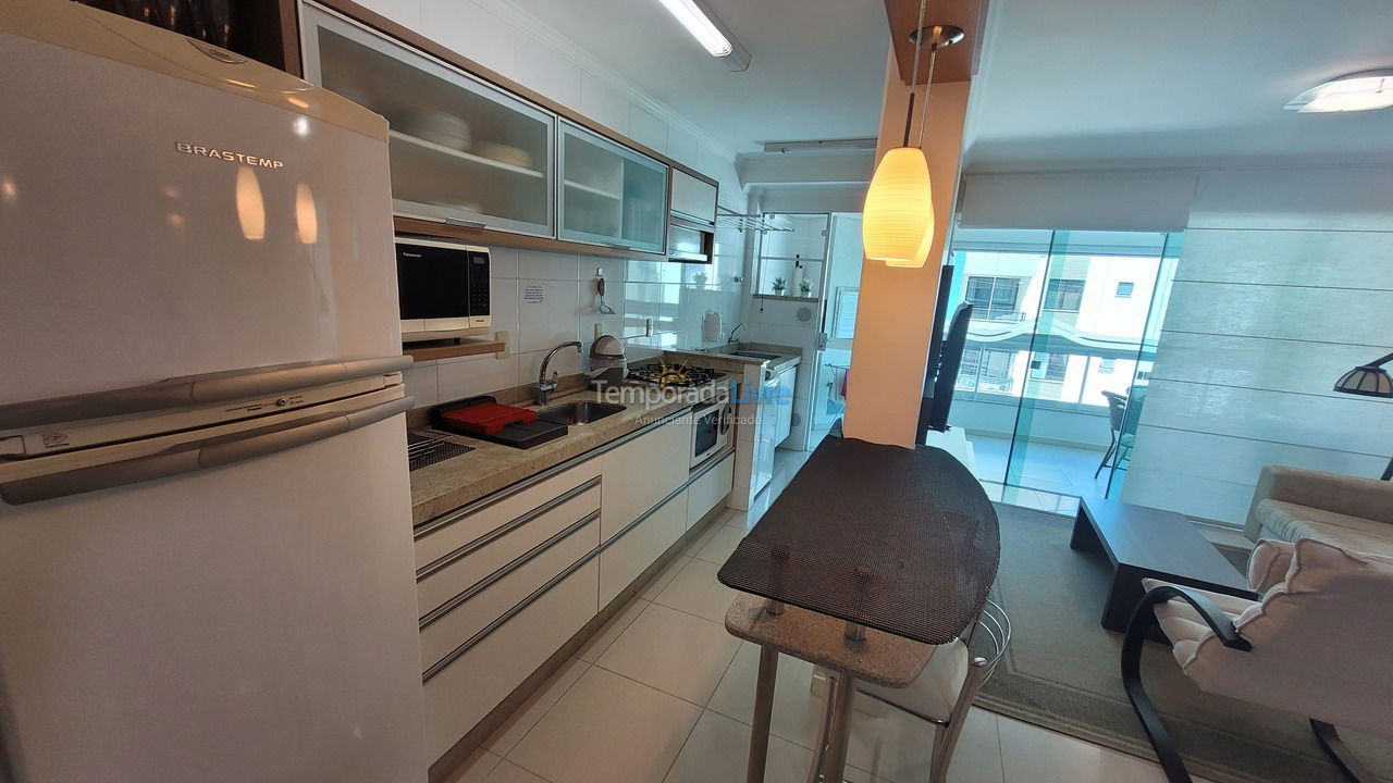 Apartamento para aluguel de temporada em Bombinhas (Praia de Bombas)