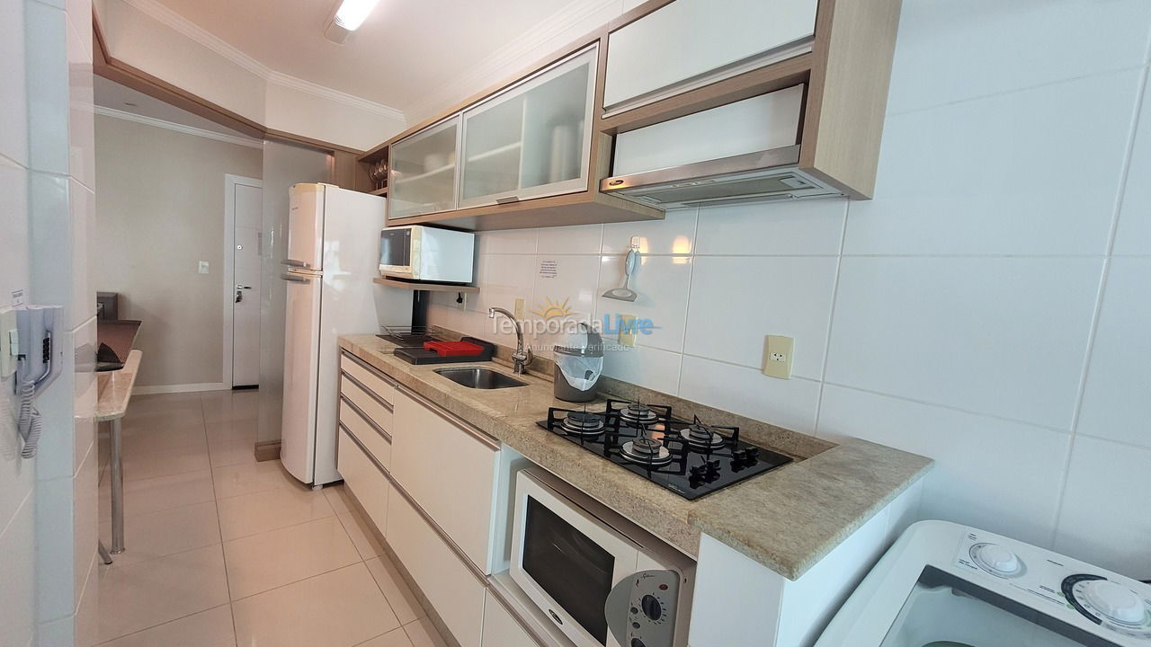 Apartamento para aluguel de temporada em Bombinhas (Praia de Bombas)