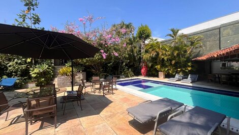 LB- RJ52 Casa 05 Suítes Interlagos de Itaúna Aluguel de Temporada