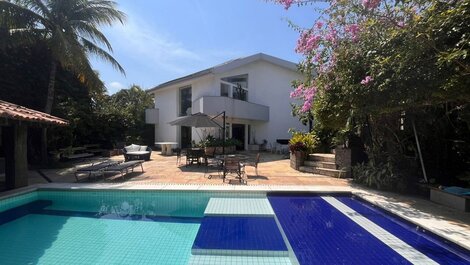 LB- RJ52 Casa 05 Suítes Interlagos de Itaúna Aluguel de Temporada