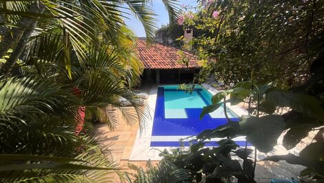 LB- RJ52 Casa 05 Suítes Interlagos de Itaúna Aluguel de Temporada