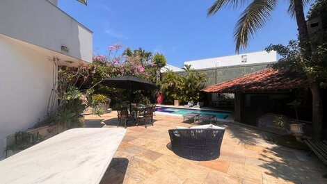 LB- RJ52 Casa 05 Suítes Interlagos de Itaúna Aluguel de Temporada