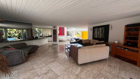 LB- RJ52 Casa 05 Suítes Interlagos de Itaúna Aluguel de Temporada