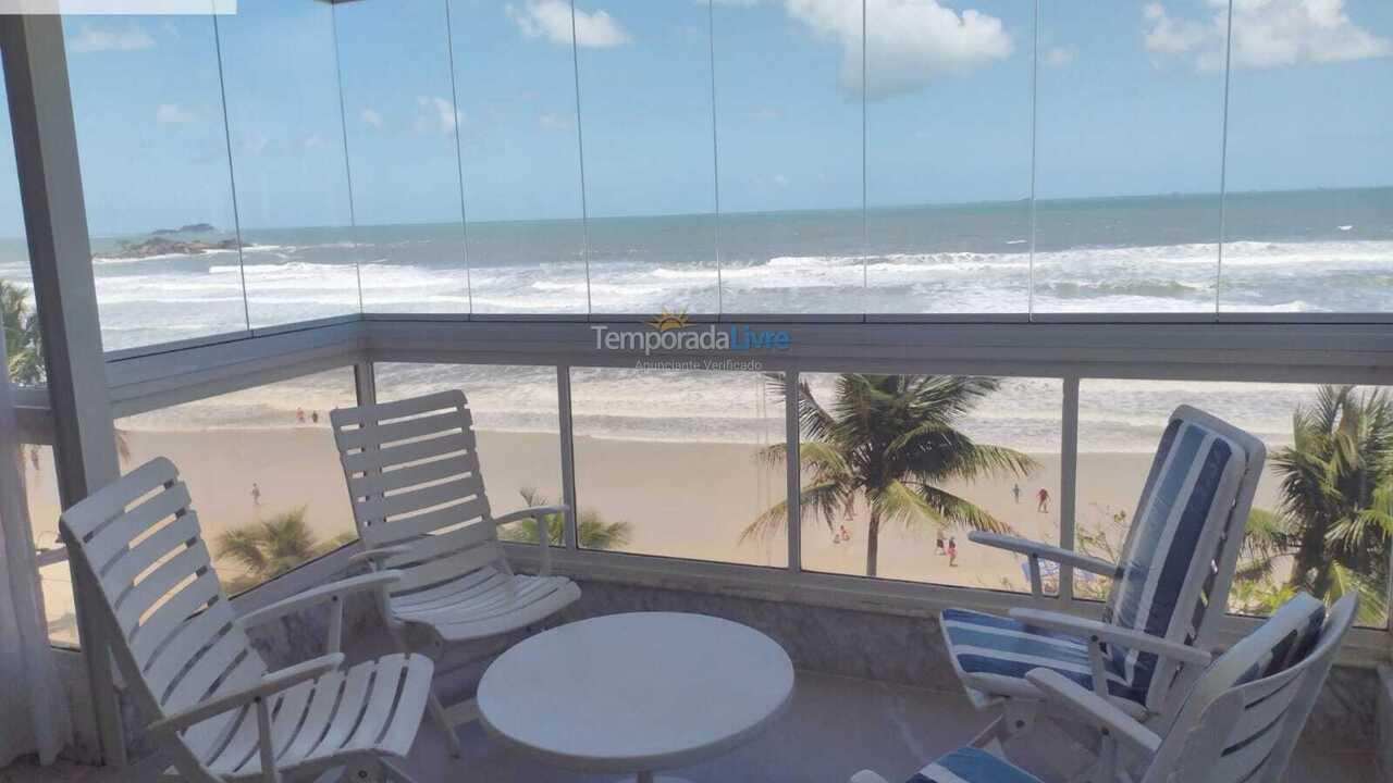 Apartamento para aluguel de temporada em Guarujá (Pitangueiras)