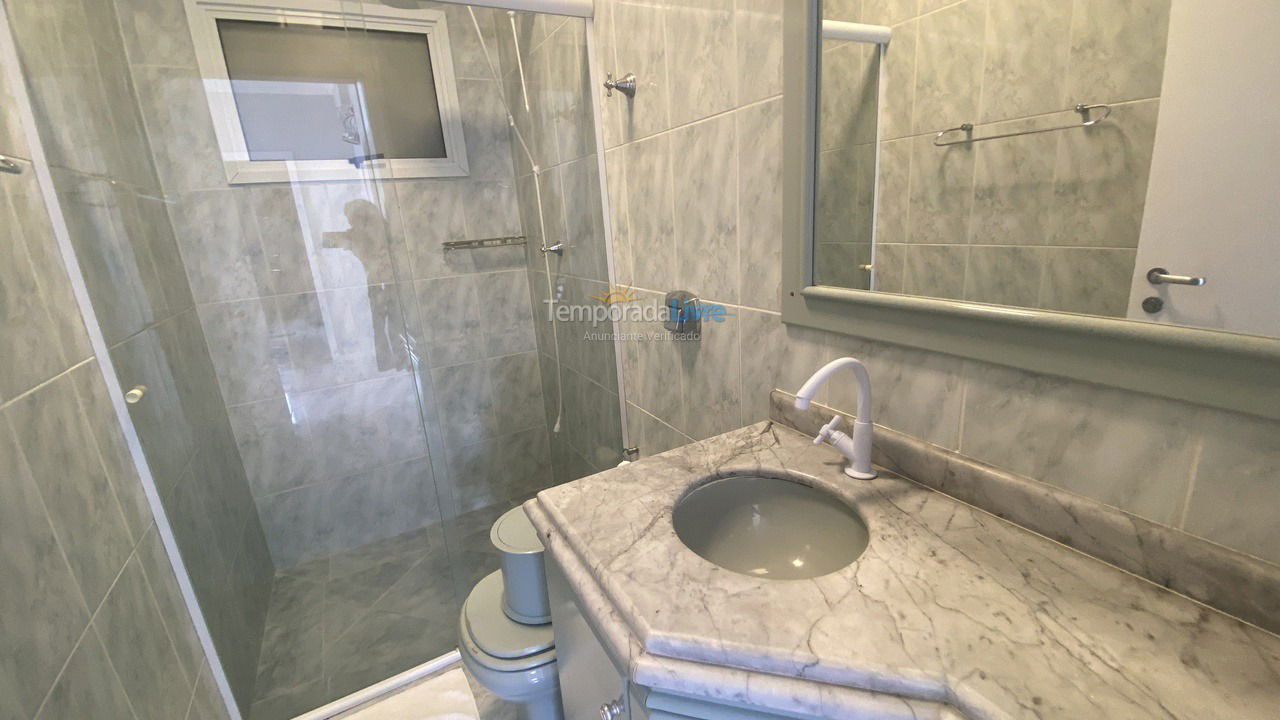 Casa para aluguel de temporada em Bombinhas (Praia de Zimbros)