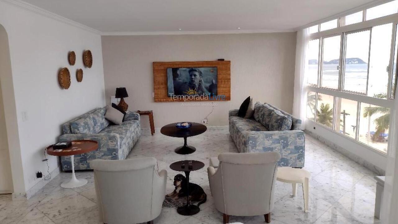 Apartamento para aluguel de temporada em Guarujá (Pitangueiras)
