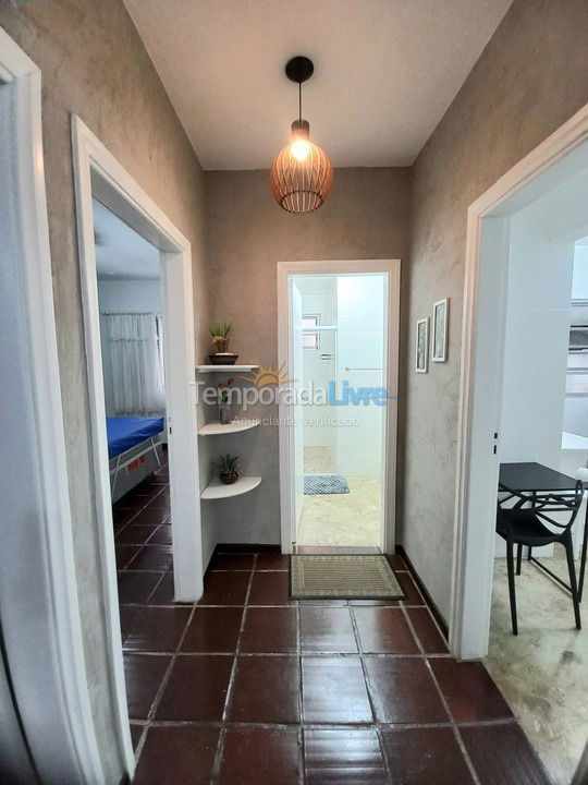 Apartamento para aluguel de temporada em Guarujá (Enseada)