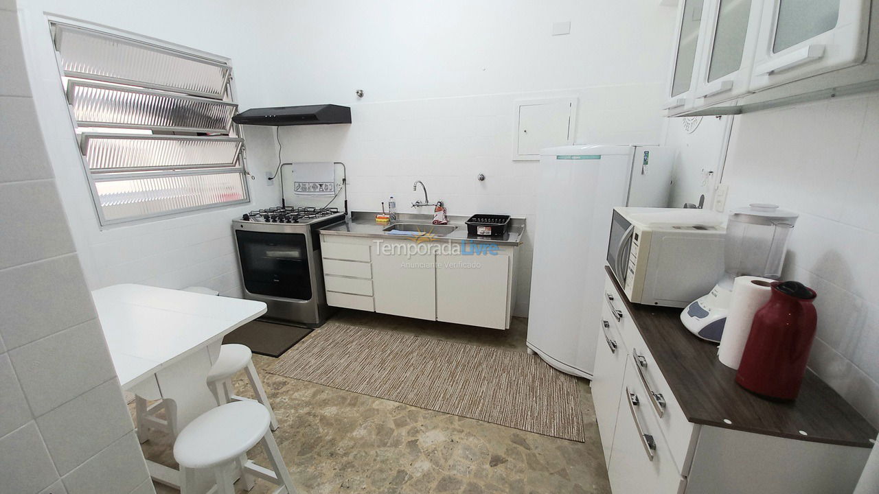 Apartamento para aluguel de temporada em Guarujá (Enseada)