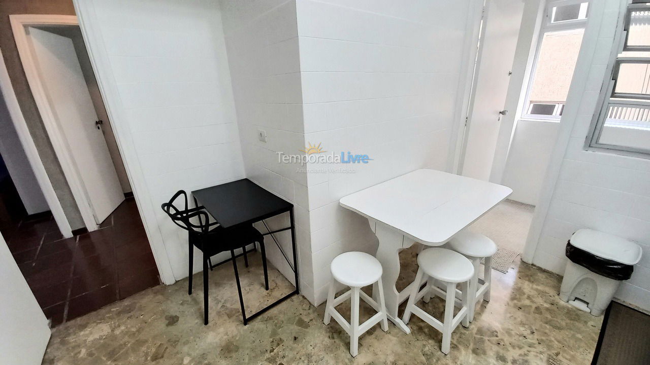 Apartamento para aluguel de temporada em Guarujá (Enseada)
