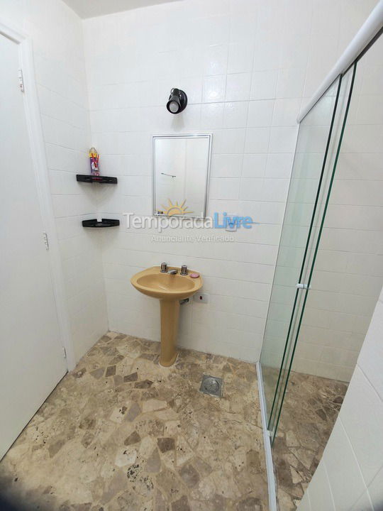 Apartamento para aluguel de temporada em Guarujá (Enseada)