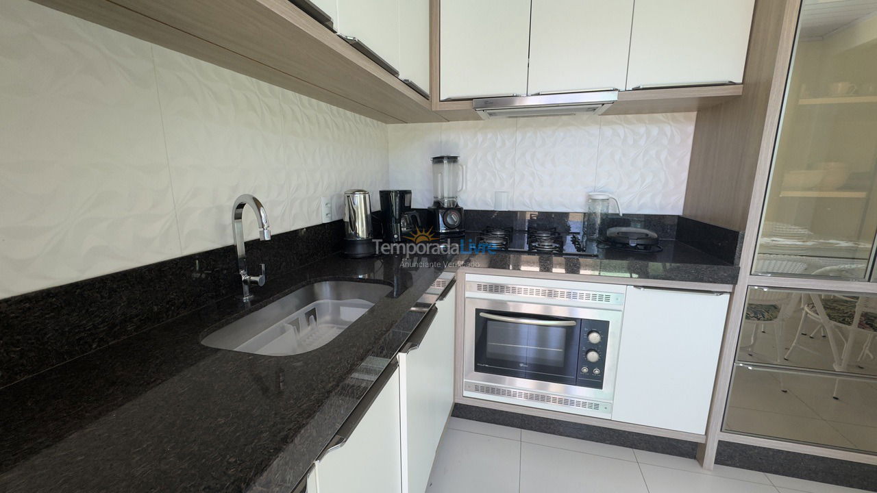 Apartment for vacation rental in Bombinhas (Centro de Bombinhas)