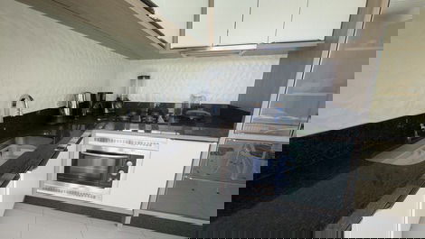 Apartments in the center of Bombinhas for up to 5 people