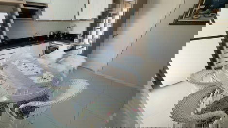 Apartments in the center of Bombinhas for up to 5 people