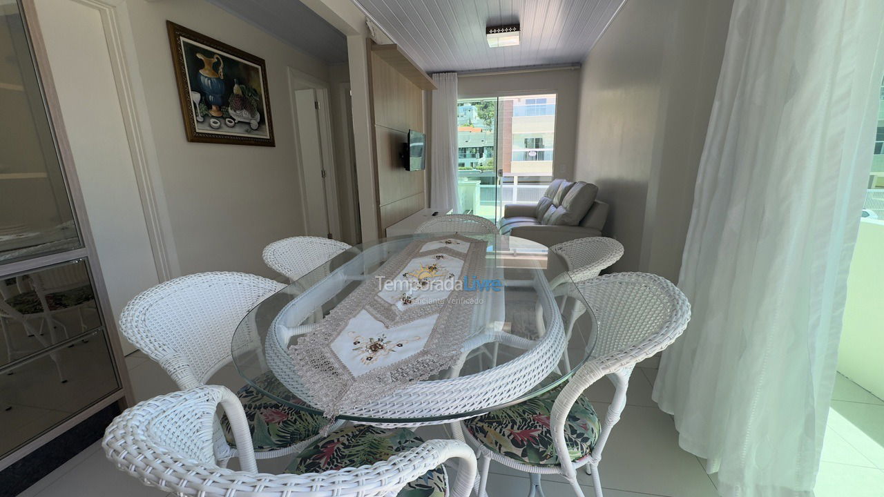 Apartment for vacation rental in Bombinhas (Centro de Bombinhas)