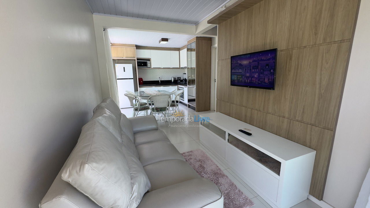 Apartment for vacation rental in Bombinhas (Centro de Bombinhas)