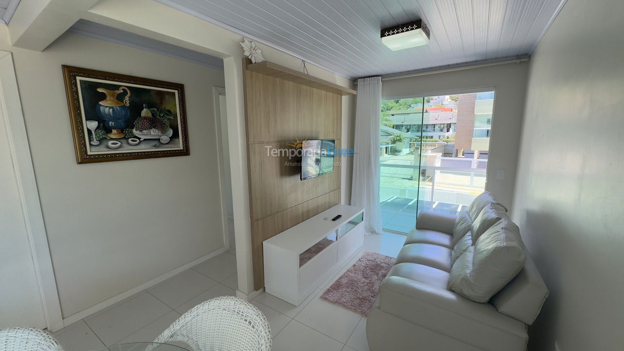 Apartment for vacation rental in Bombinhas (Centro de Bombinhas)