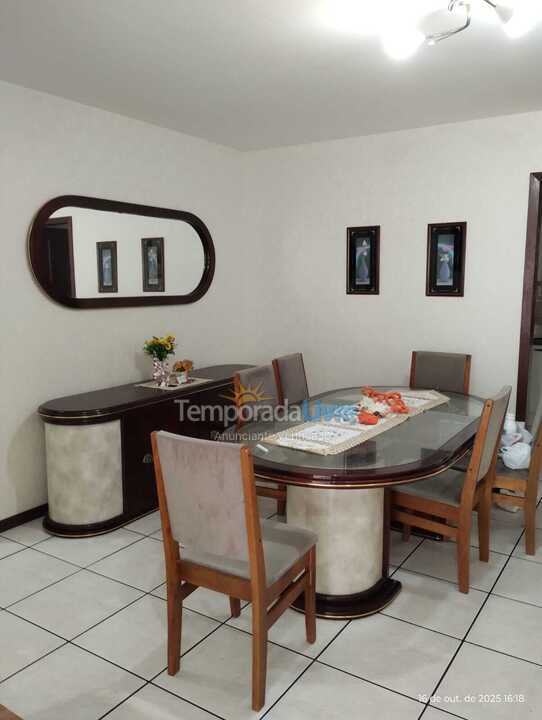 Apartment for vacation rental in Itapema (Meia Praia)