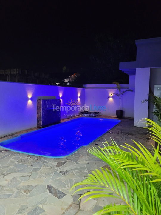 House for vacation rental in Itapoá (Balneário Cambiju)