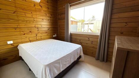 CASA COM PISCINA MARISCAL
