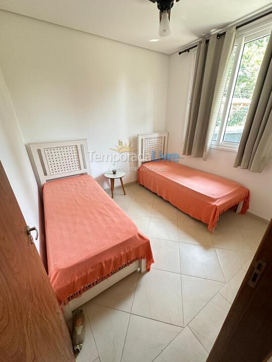 Casa para alquiler de vacaciones em São Sebastião (Camburi)