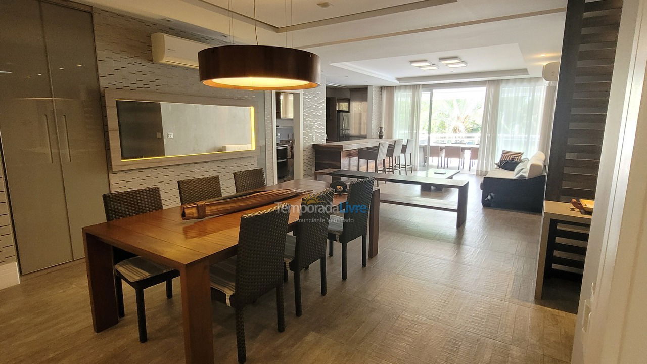 Apartamento para aluguel de temporada em Florianópolis (Cachoeira do Bom Jesus)