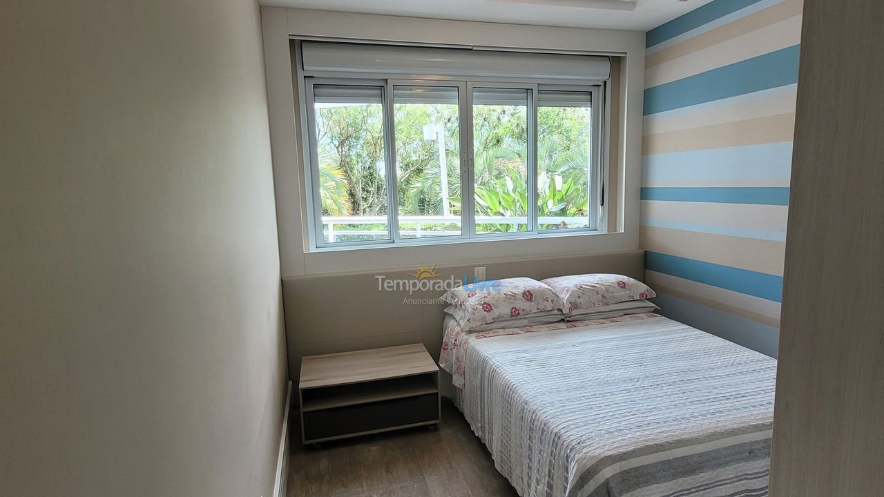 Apartamento para aluguel de temporada em Florianópolis (Cachoeira do Bom Jesus)