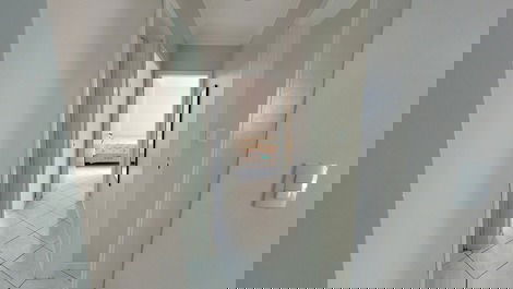 Apartamento 03 dormitórios, 50m do mar para 9 pessoas