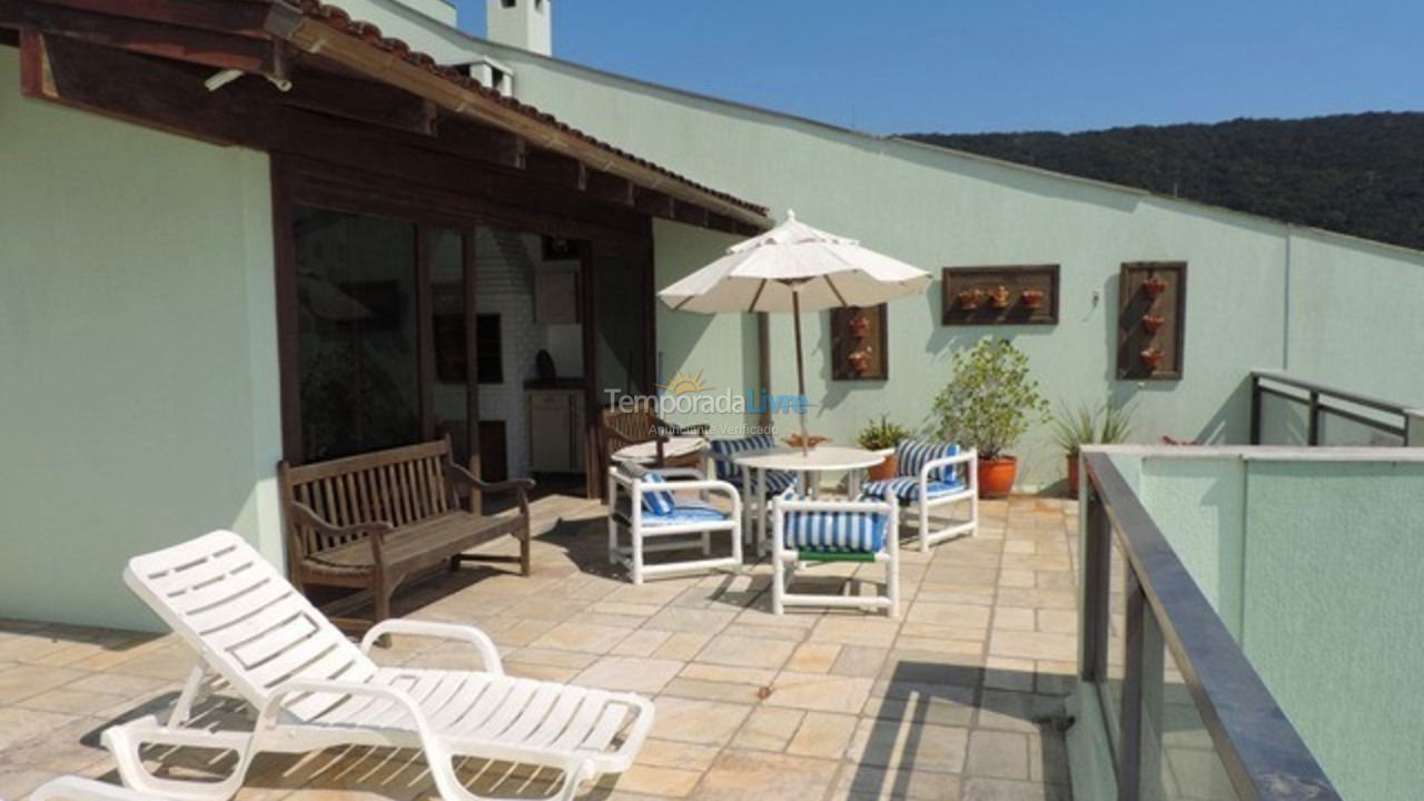 Apartment for vacation rental in Bombinhas (Praia de Bombas)