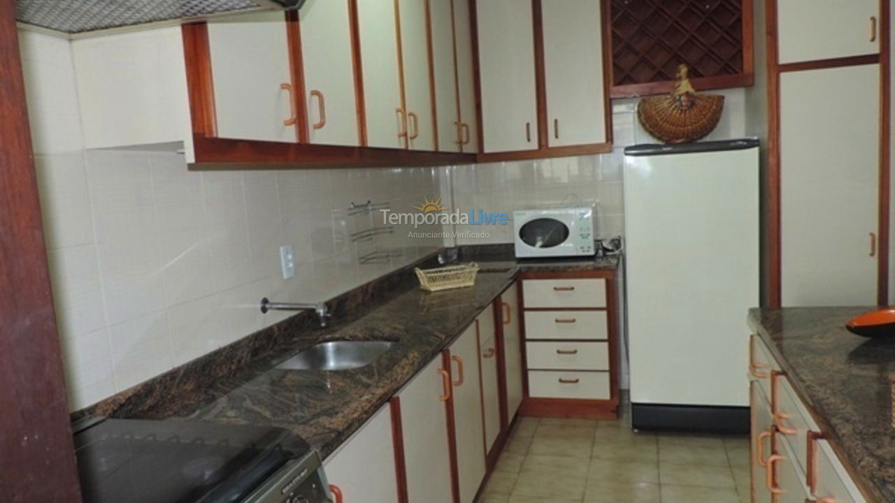 Apartment for vacation rental in Bombinhas (Praia de Bombas)