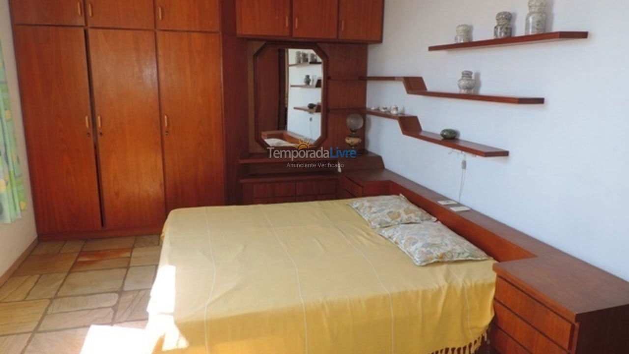 Apartment for vacation rental in Bombinhas (Praia de Bombas)