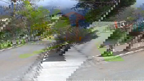 CARAGUA SEASONAL HOUSE FOR RENT