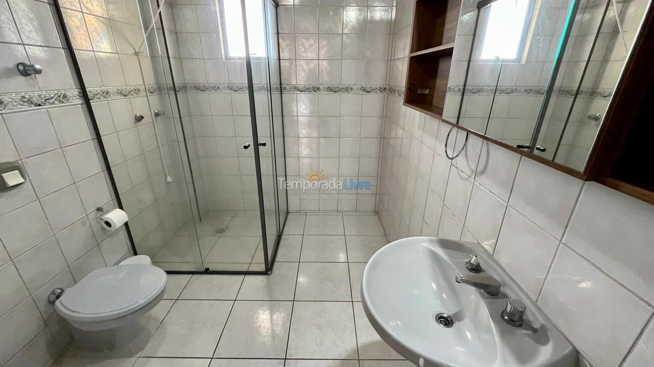 Apartment for vacation rental in Itapema (Meia Praia)