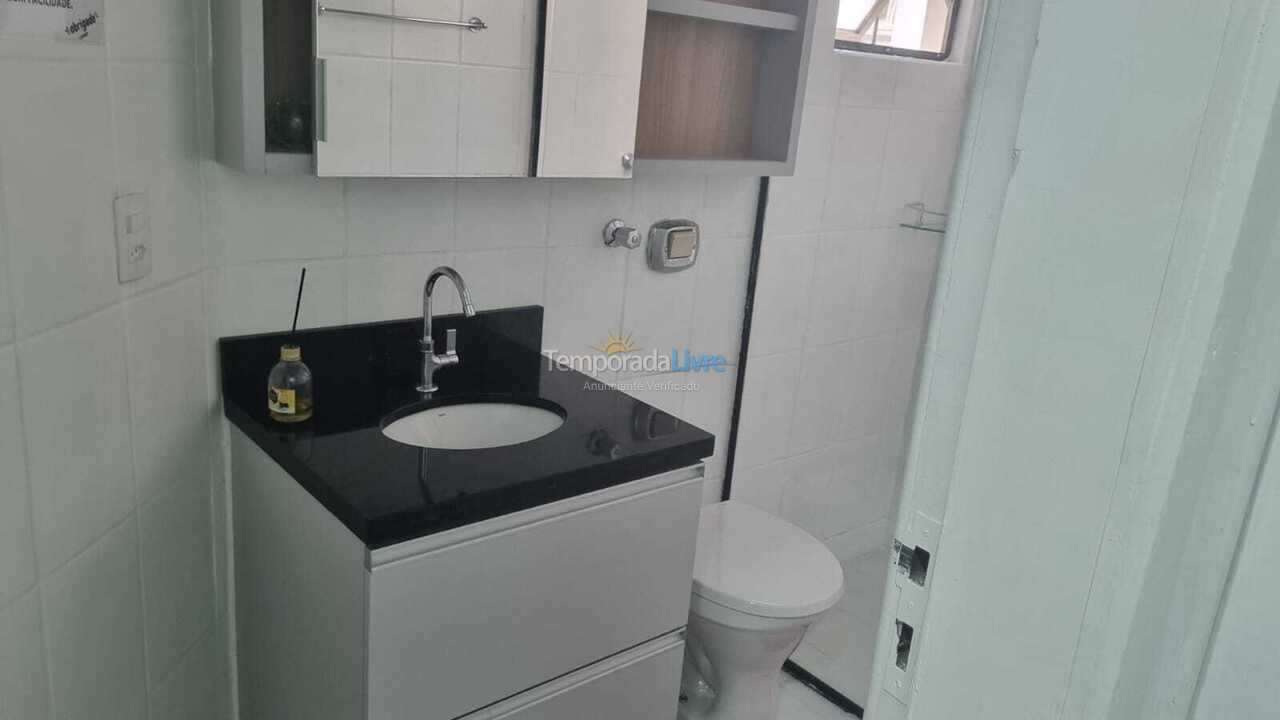 Apartamento para aluguel de temporada em Itapema (Meia Praia)