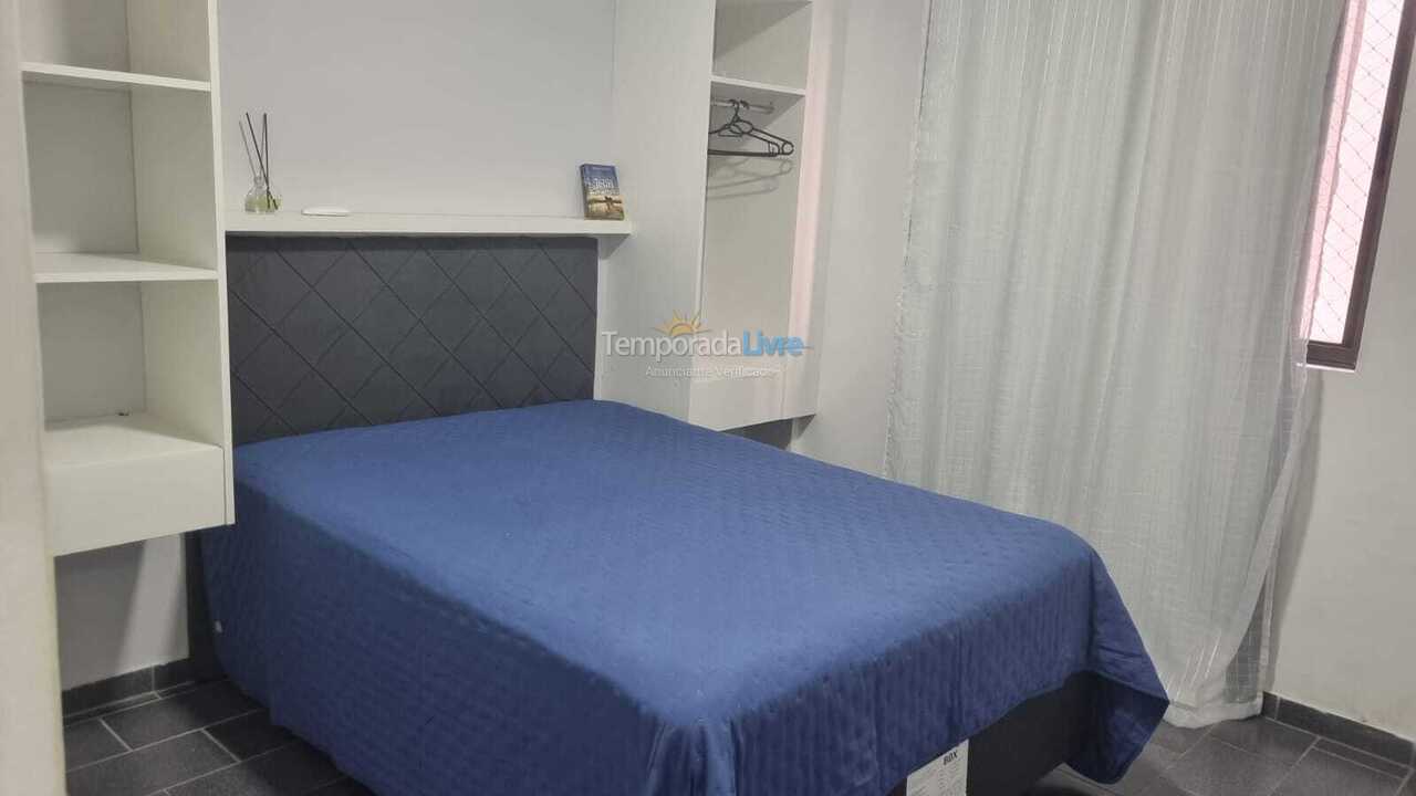 Apartamento para aluguel de temporada em Itapema (Meia Praia)