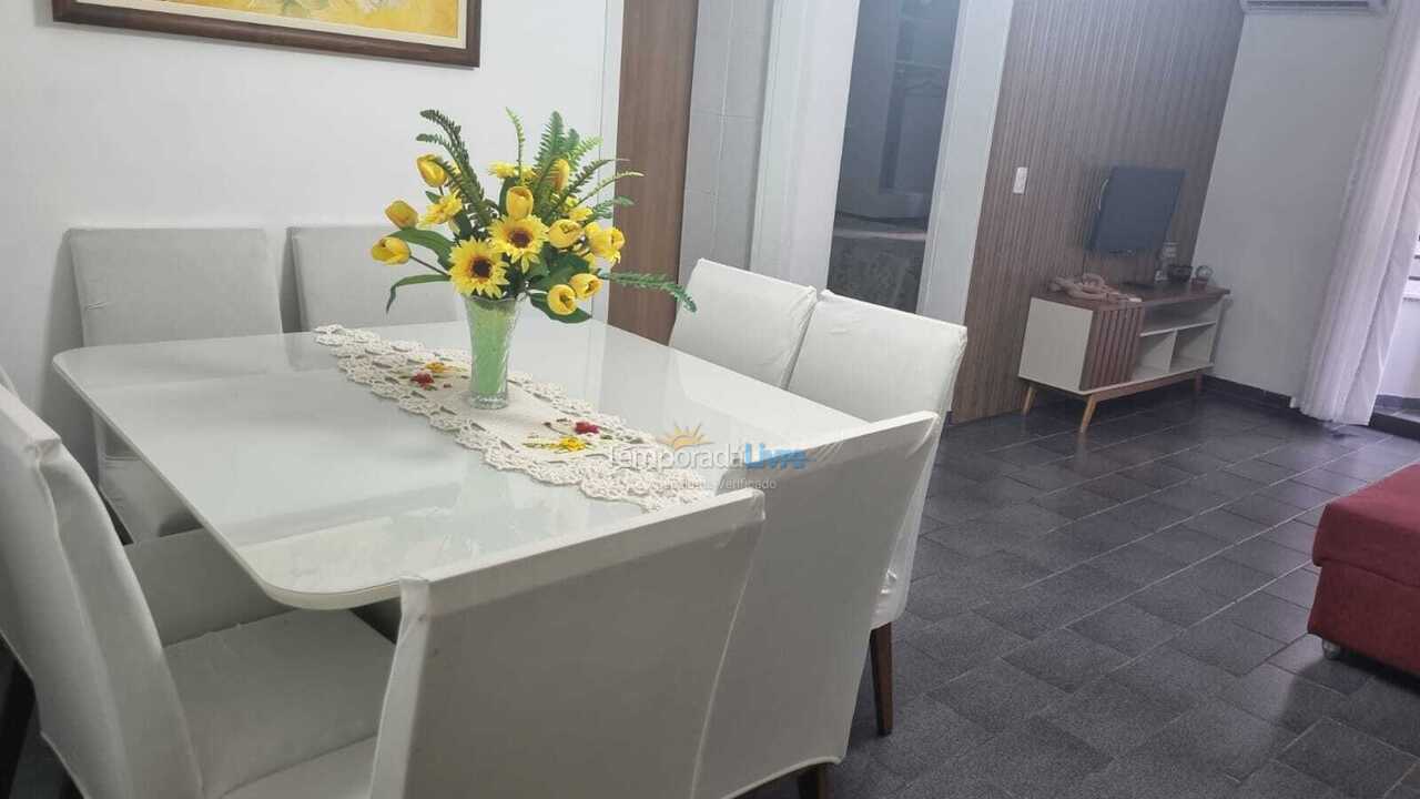 Apartamento para aluguel de temporada em Itapema (Meia Praia)