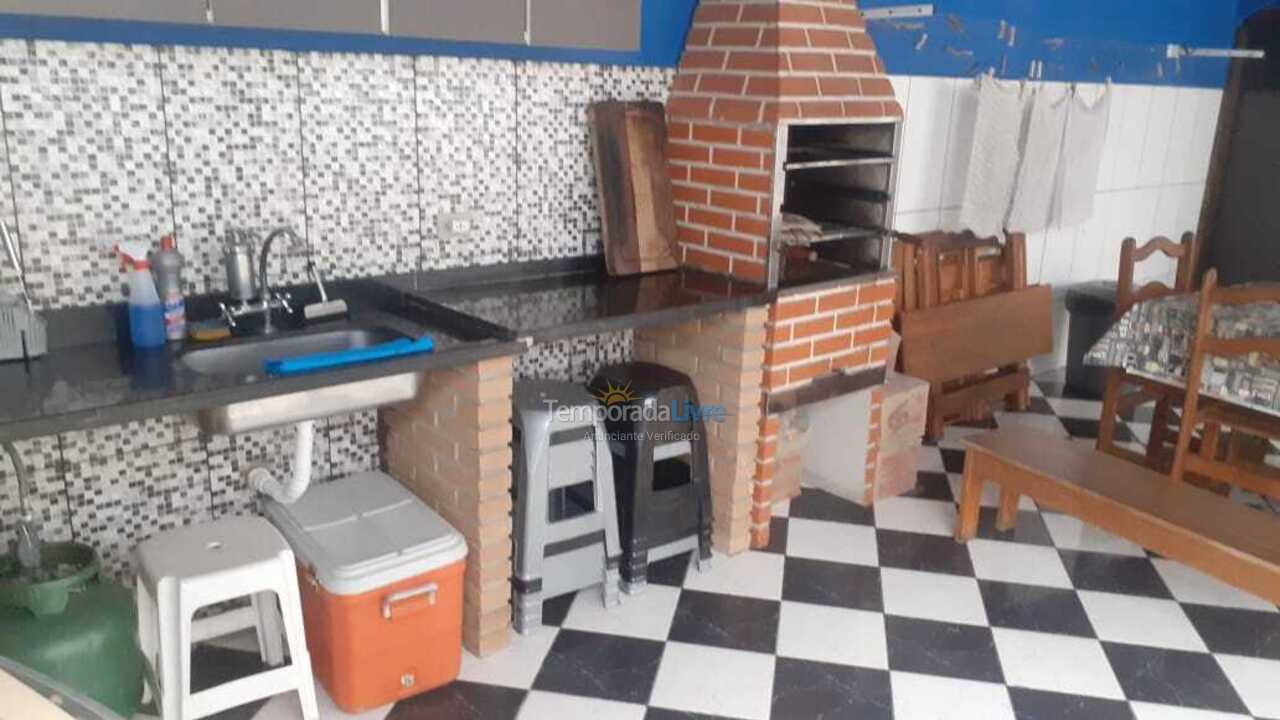 House for vacation rental in Caraguatatuba (Massaguaçu)