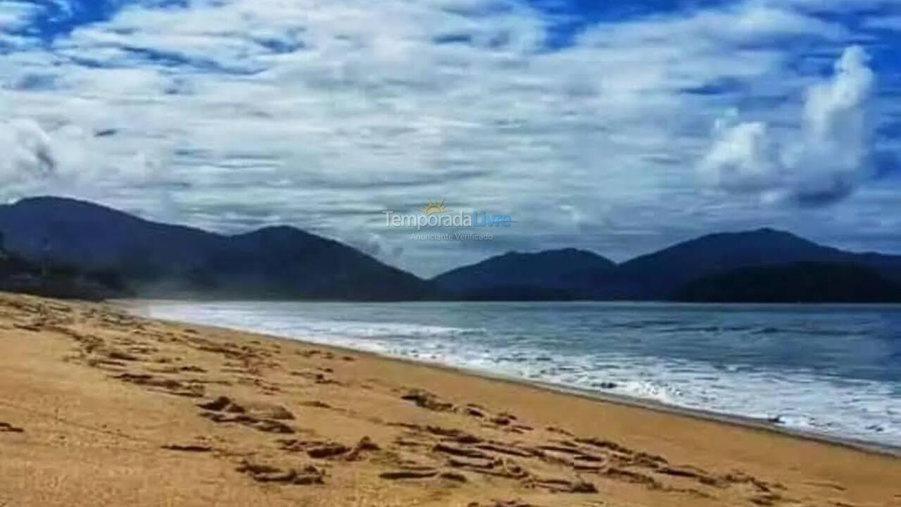 House for vacation rental in Caraguatatuba (Massaguaçu)