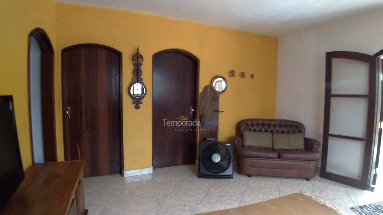 House for vacation rental in Caraguatatuba (Massaguaçu)