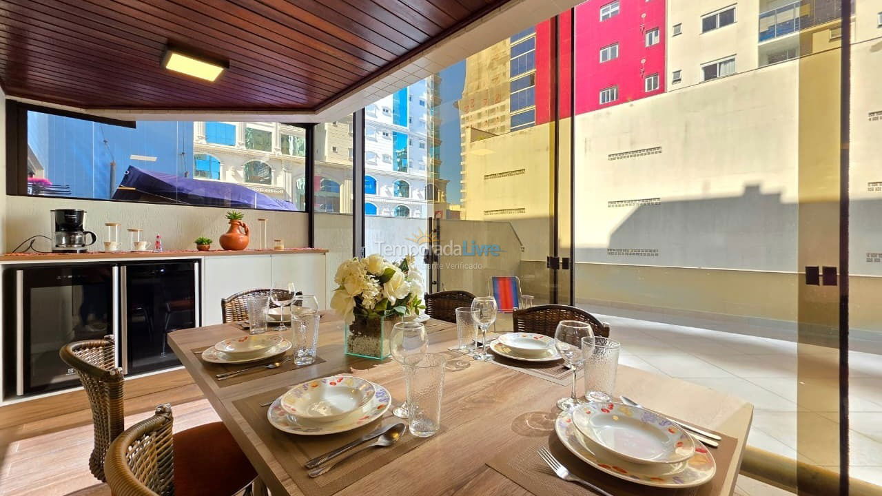 Apartamento para alquiler de vacaciones em Itapema (Meia Praia)