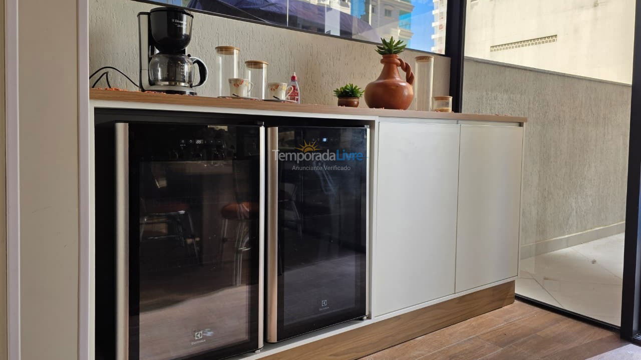 Apartamento para alquiler de vacaciones em Itapema (Meia Praia)