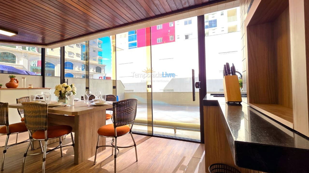 Apartamento para alquiler de vacaciones em Itapema (Meia Praia)