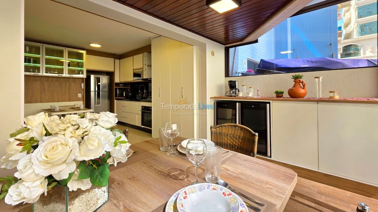 Apartamento para alquiler de vacaciones em Itapema (Meia Praia)