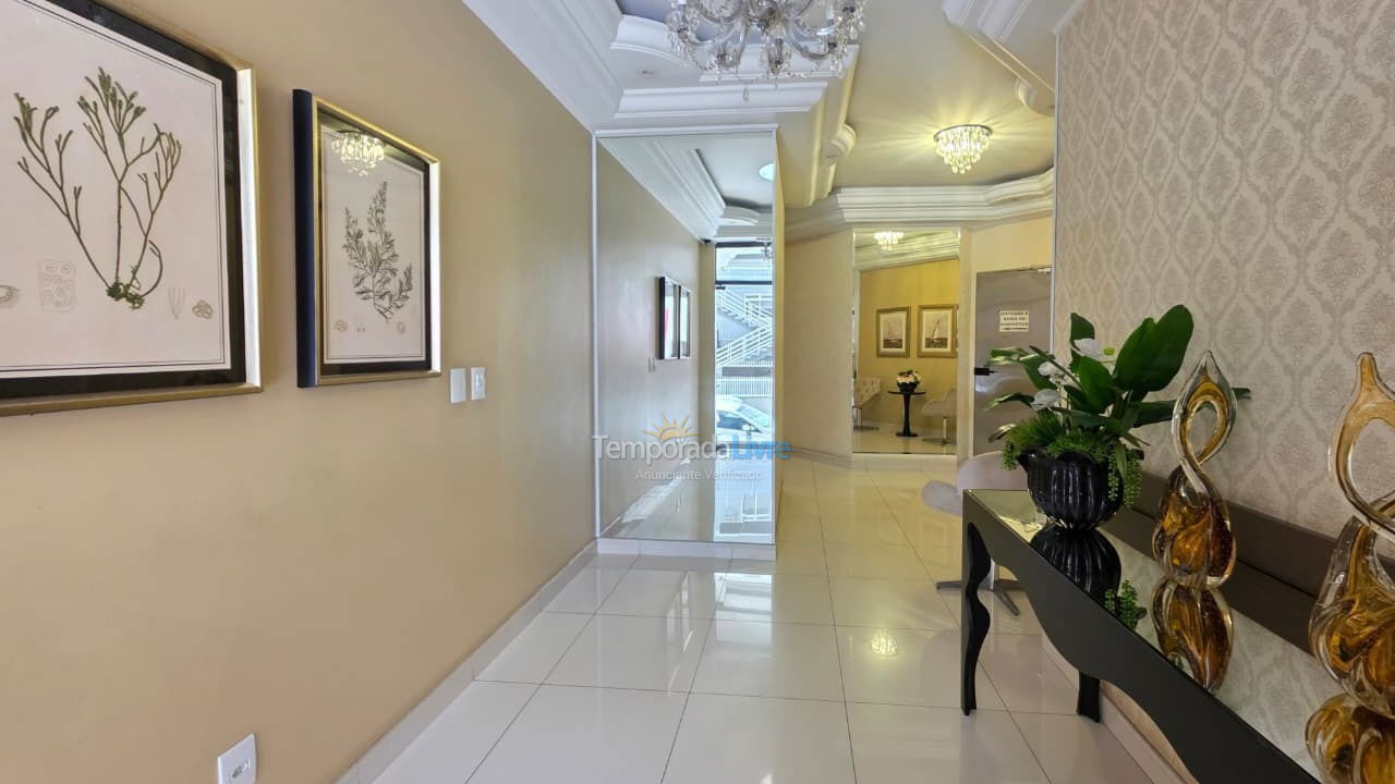 Apartamento para alquiler de vacaciones em Itapema (Meia Praia)